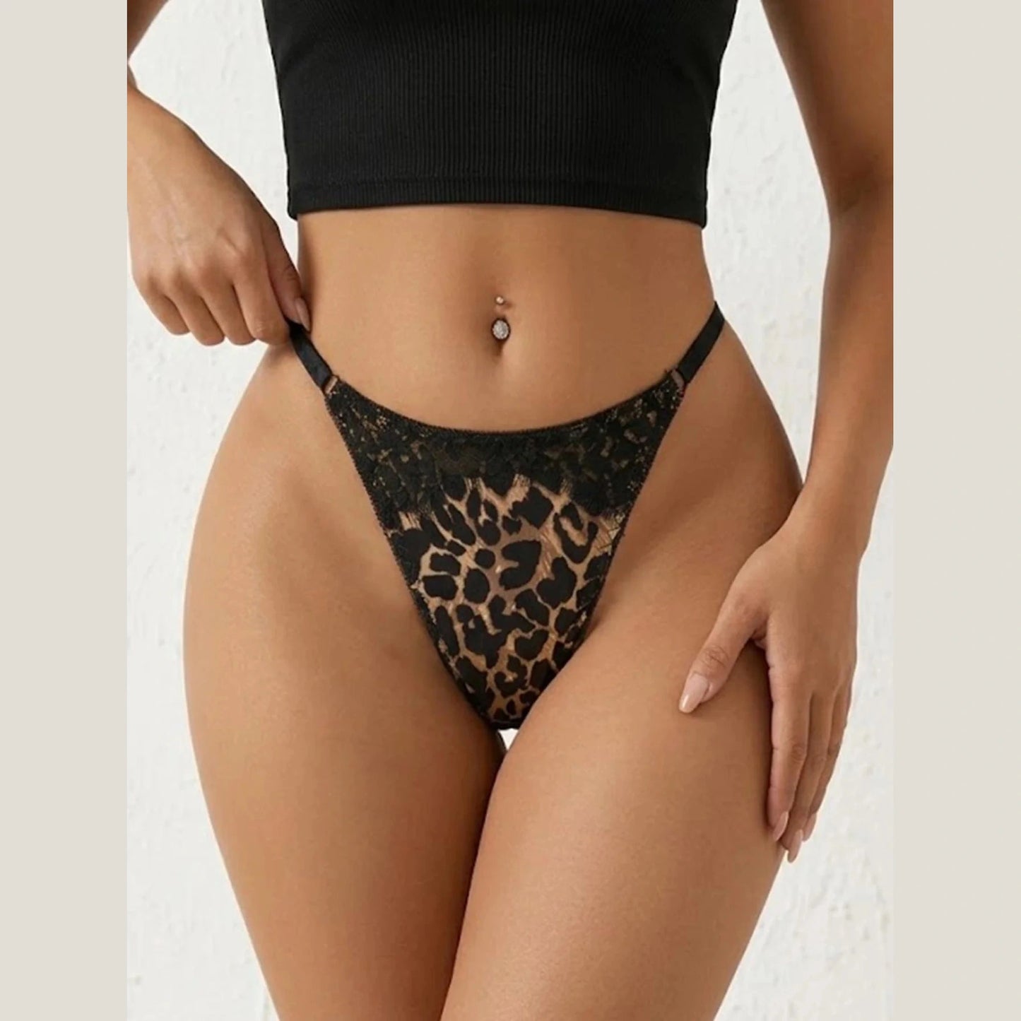 Zmysłowe stringi - Leopardo